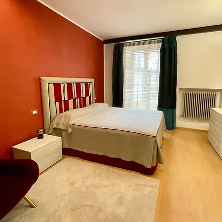 Deluxe Vittorio Po Centro * Torino