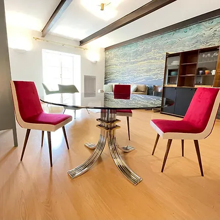 Apartment Deluxe Vittorio Po Centro